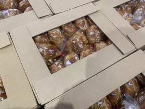 【山形県産 入荷情報】なめこ(おいしいなめこ)の入荷が最盛期を迎えました